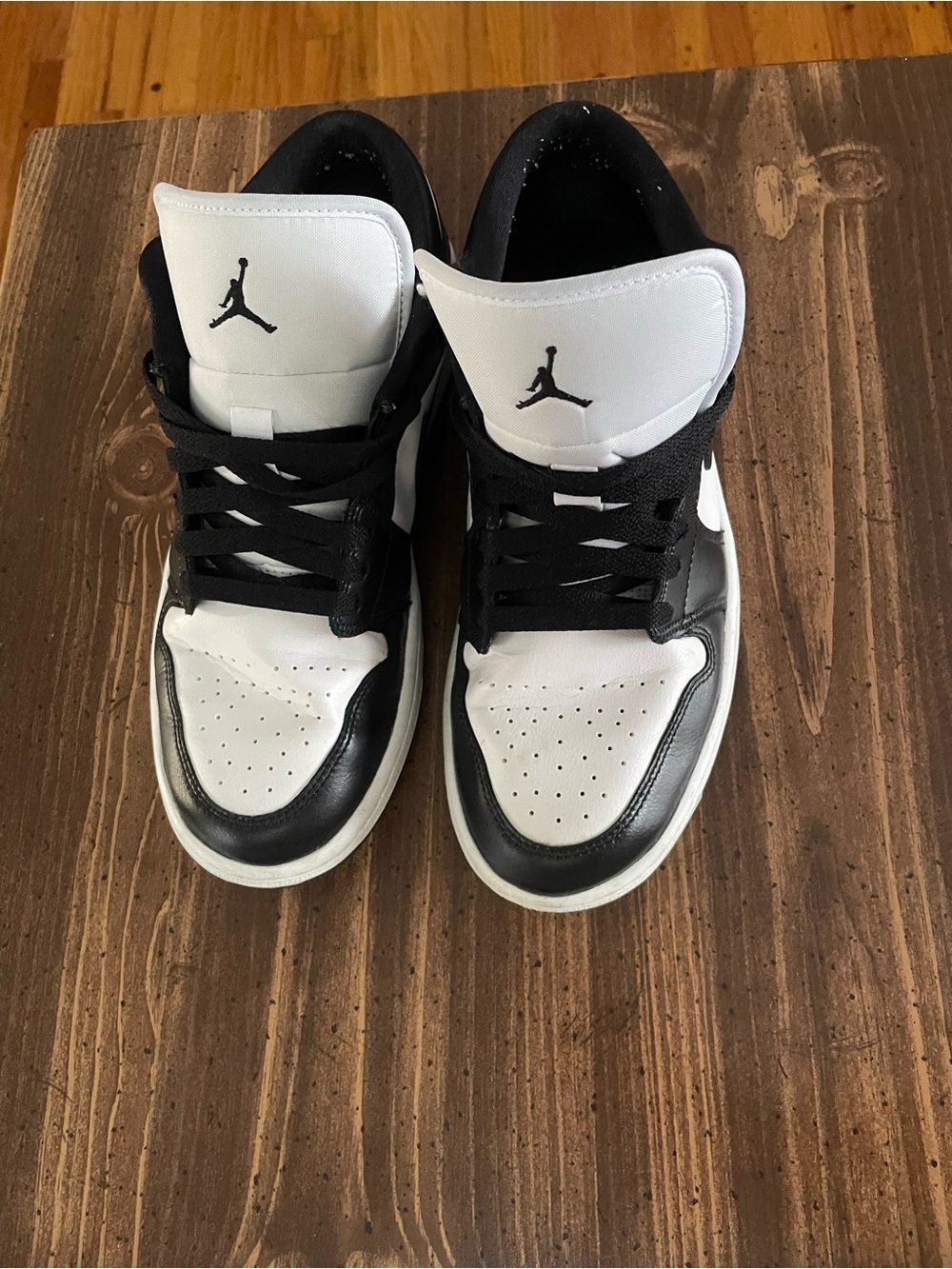 Jordan 1 Low Top Panda Sneakers White and Black - Picture 5 of 5